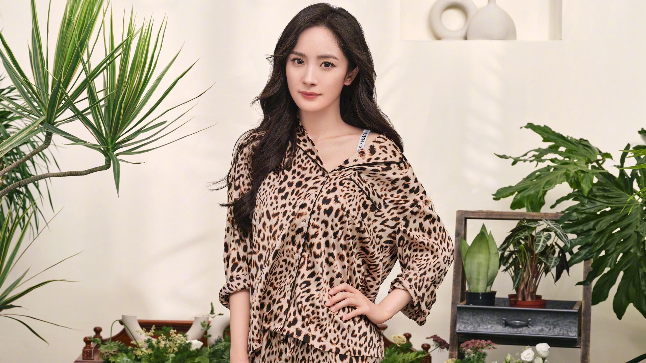 开云中国官网-詹姆斯持续输出湖人战绩回暖，湖人输球后詹姆斯官宣伤情