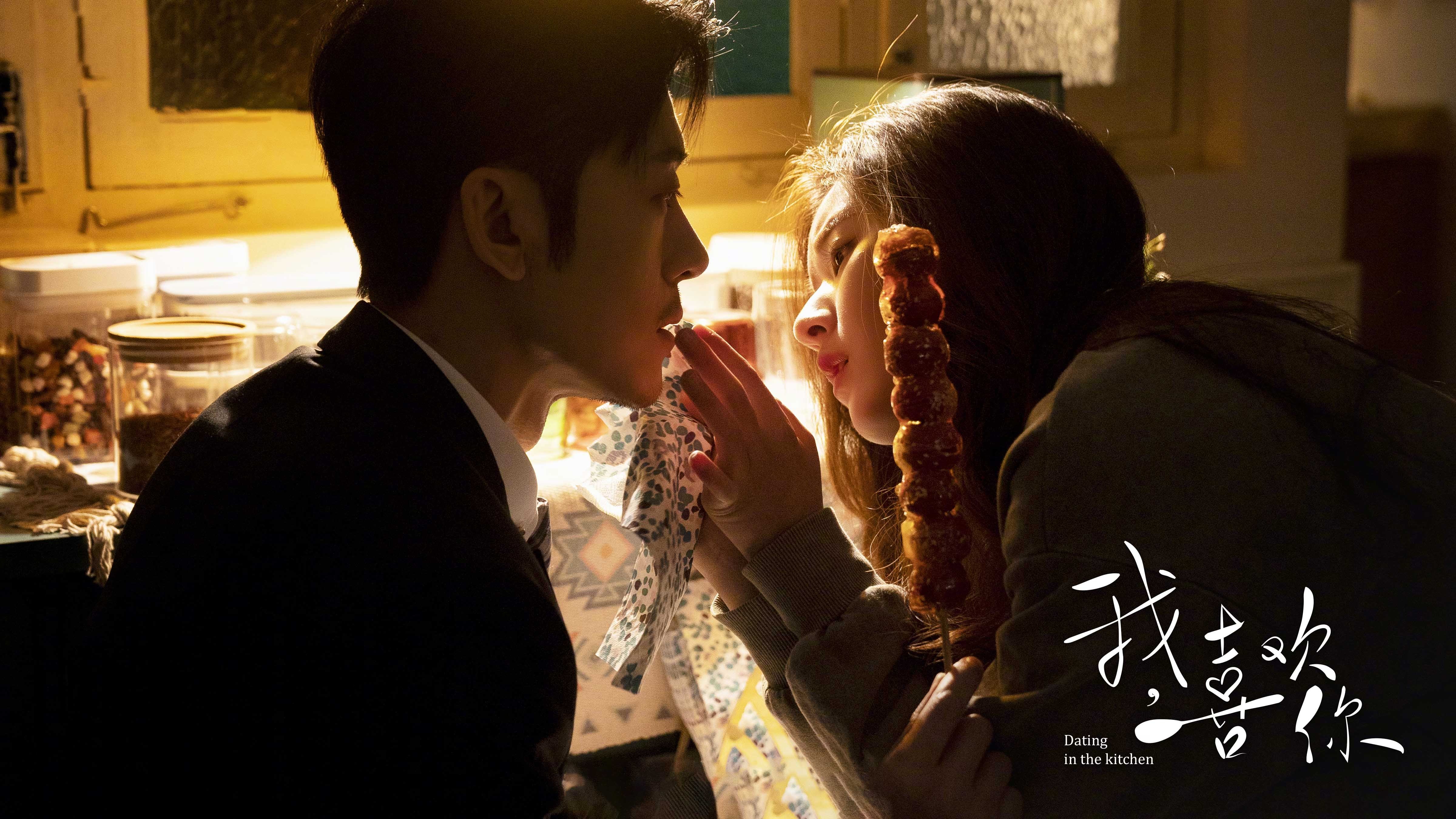 “笑声与奔跑同行！牛仔3K亲子跑点燃香港街头”