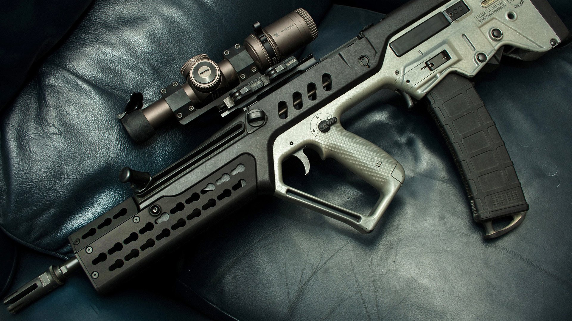 kaiyun.com-轻艇马拉松：湖面成竞技新主场，世界陆上赛艇马拉松