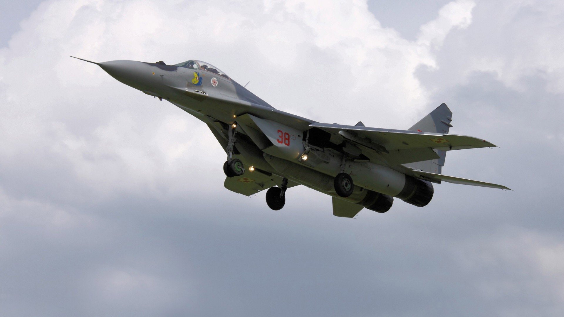 开云体育在线-大学生篮球公开课走进高校激发更多青年参与热情，大学篮球赛视频