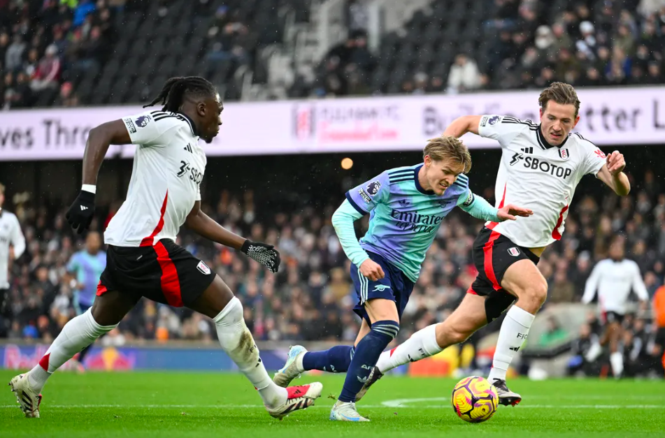 热刺主场迎战切尔西，伦敦德比的火药味的简单介绍